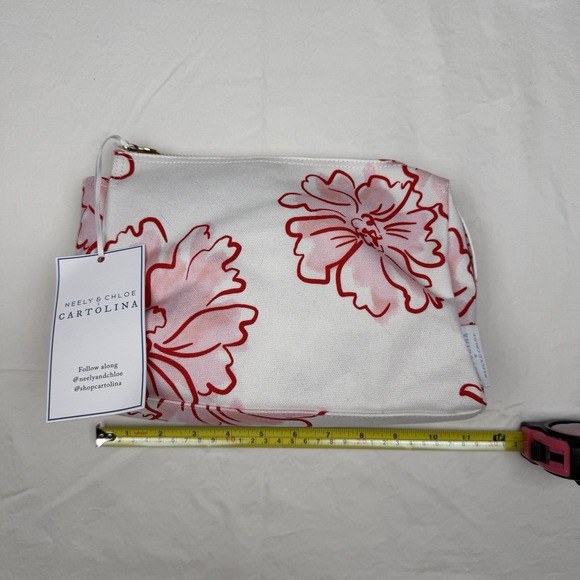 NWT Neely & Chloe Cartolina Small Canvas Pouch Madeira Print White Floral - Picture 4 of 10